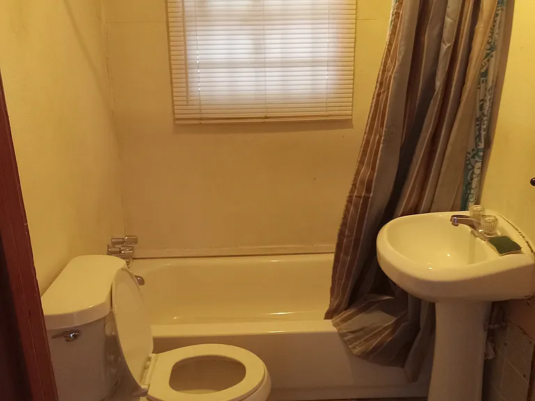 8113 Hezekiah Ln — Photo 9