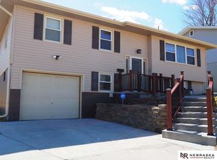 3975 Iowa St, Omaha, NE 68112