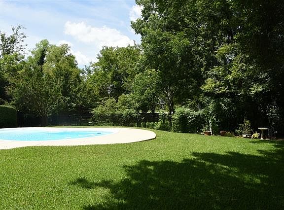 5th image of 2204 Woodbrook St