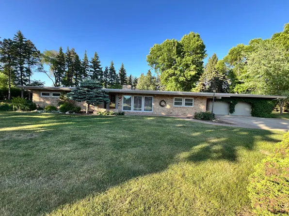 803 Spruce Ct, Cando, ND 58324