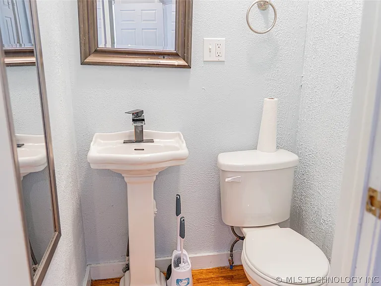 1247 N Boston Ave — Photo 26