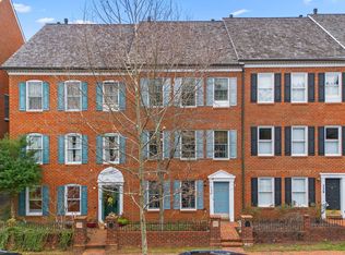 532 Tschiffely Square Rd, Gaithersburg, MD 20878