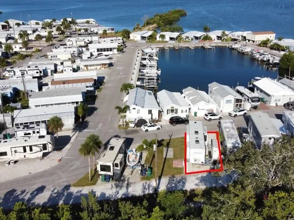 136 Bahia Dr, Palmetto, FL 34221