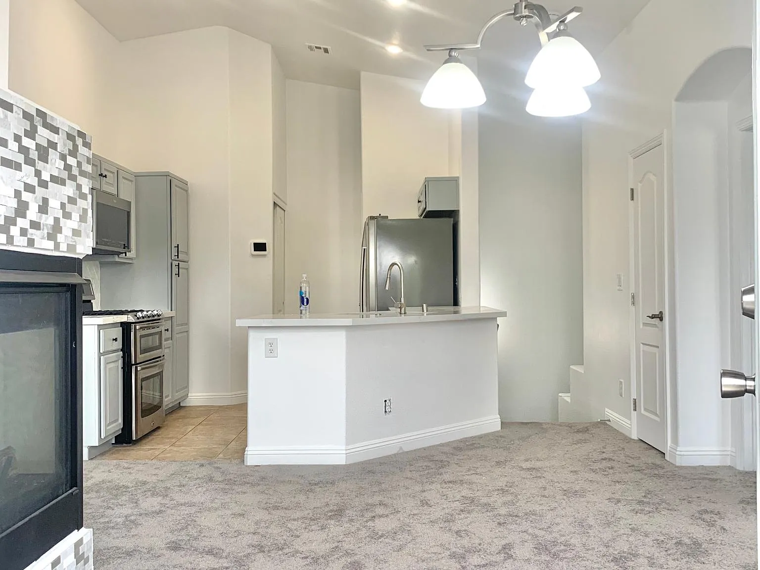 The place is completely renovated !