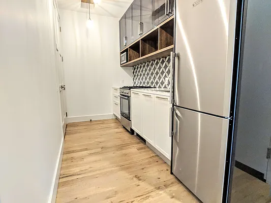 Rented by EXR | media 62