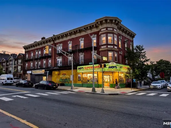 188-190 Carteret Ave, Jersey City, NJ 07305