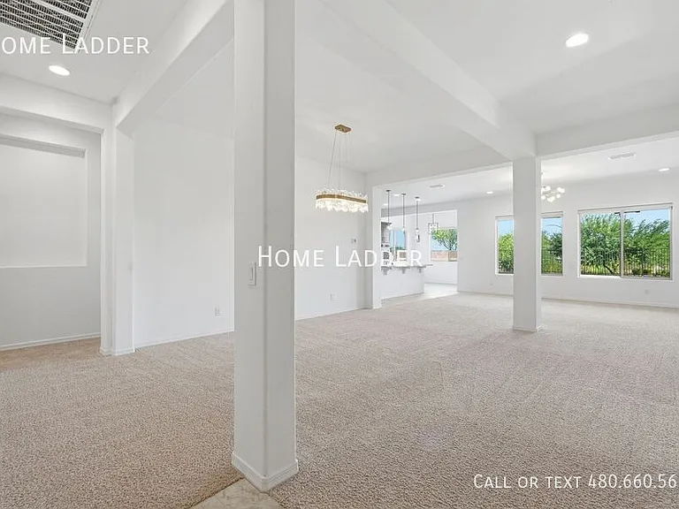 10812 E Tesla Ave — Photo 8