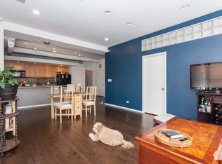 813 S Lytle St #201, Chicago, IL 60607