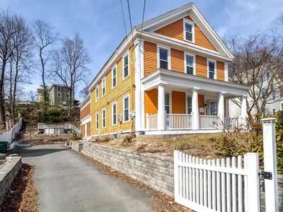 90 Mechanic St, Fitchburg, MA, 01420