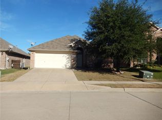 7216 Kentish Dr, Fort Worth, TX 76137