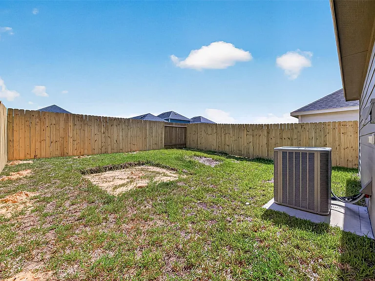 16364 Jasmine Marie Pl — Photo 32