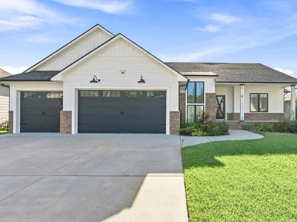 1502 N Shadow Rock Dr, Andover, KS 67002