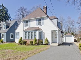 24 California Ave, Springfield, MA 01118