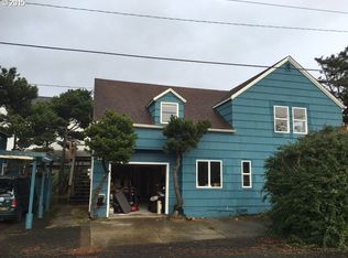 1211 SW Bay St, Newport, OR 97365