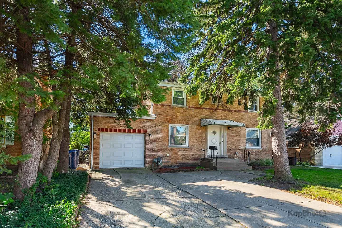 3 bed, 1193 sqft, $2,750 — Photo 1