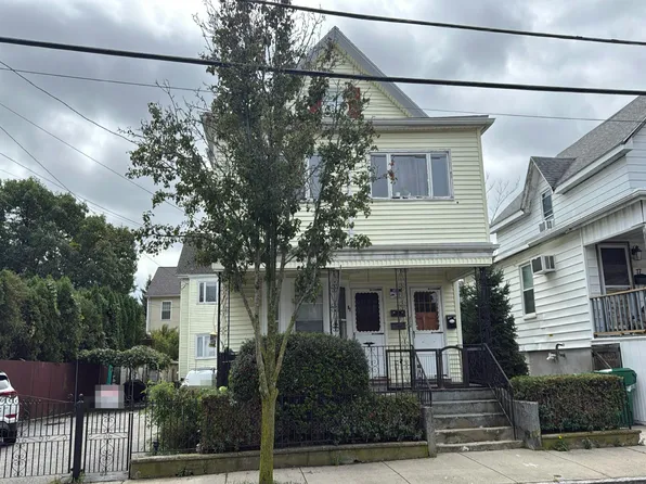 81-83 Myrtle St, Medford, MA 02155