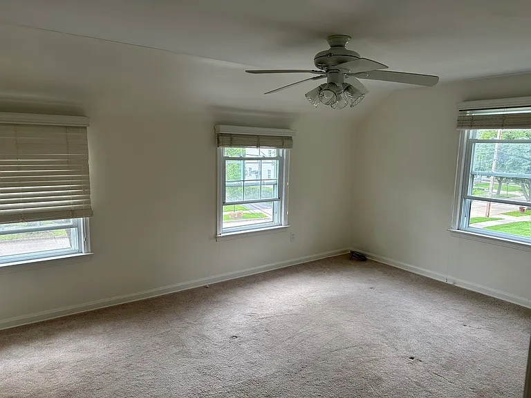 1547 Commodore Rd — Photo 21