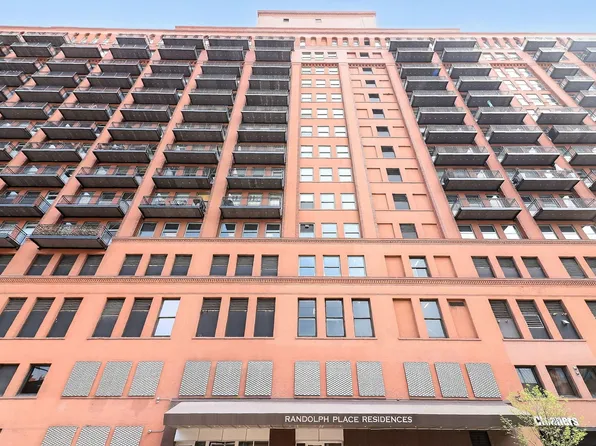 165 N Canal St APT 1129, Chicago, IL 60606