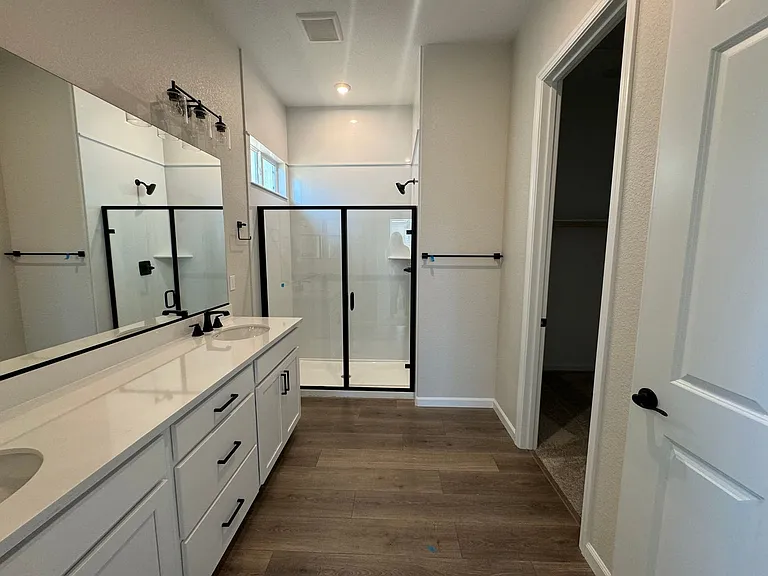 8260 Honor Ct — Photo 6