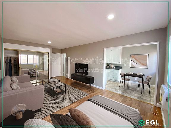 4th image of 5916-5922 Carlton Way1555 Bronson #104