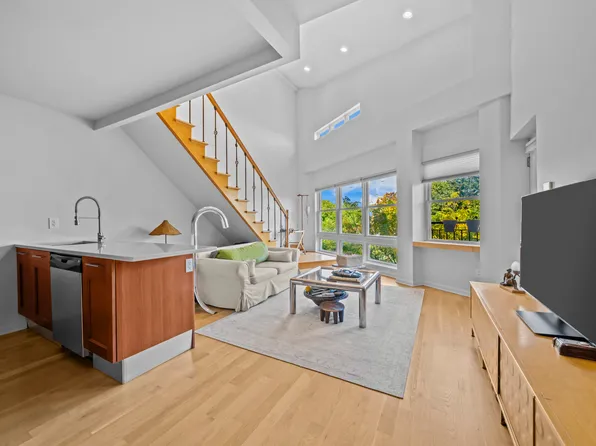 370 12th Street image 1 of 10