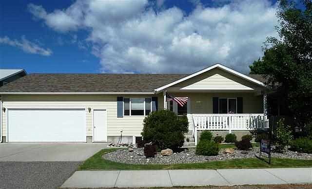 1st image of 209 Quinella St