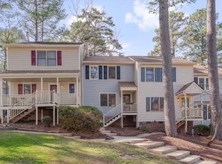 6528 Hearthstone Dr E, Raleigh, NC 27615