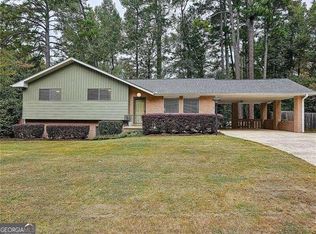 2896 Harcourt Dr, Decatur, GA 30033