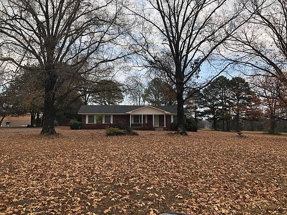 2nd image of 2403 S Knoxville Ave
