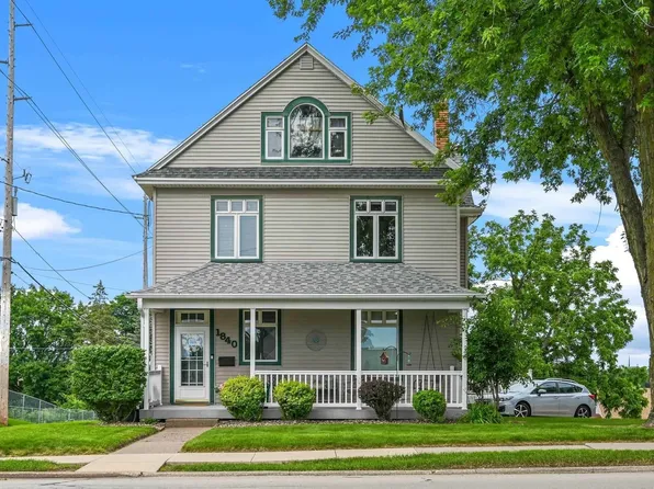 1840 Asbury Rd, Dubuque, IA 52001