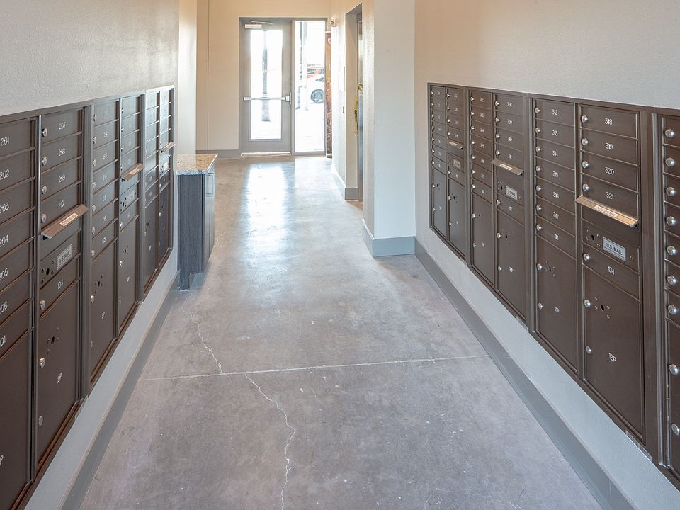 MAGNOLIA ON OAK STREET 601 N Oak St Roanoke TX Zillow