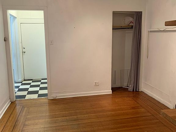 2nd image of 628 Breckenridge St APT 2