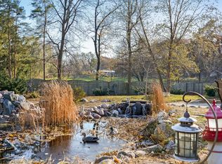 9N640 Merry Oaks Rd, Streamwood, IL 60107