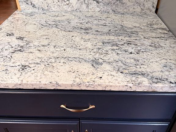 5th image of 201 Overlook Trl