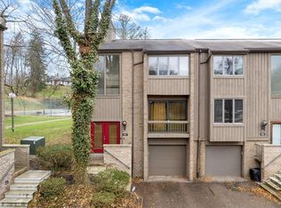 551 Beech Ct, Pittsburgh, PA