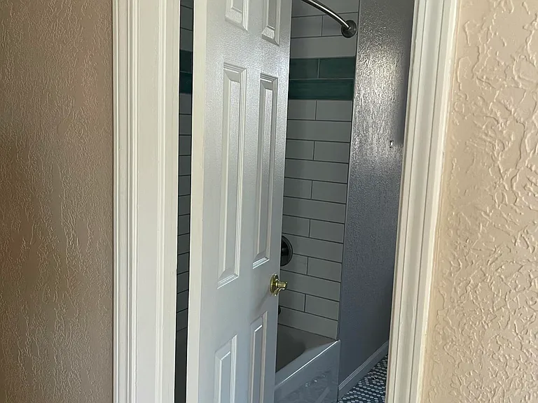 252 Trinity Pl — Photo 11