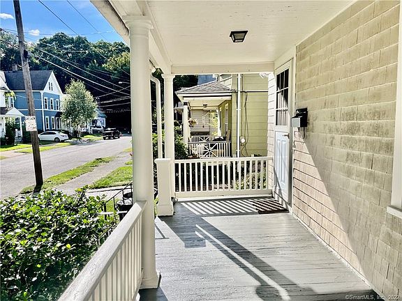 4th image of 227 Court St
