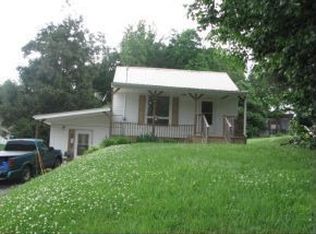 1813 Field Rd, Elizabethton, TN 37643