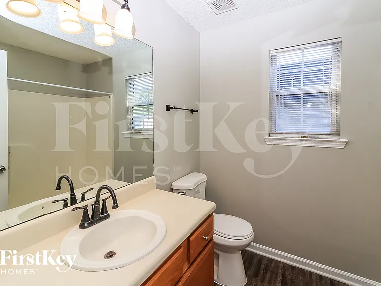 5955 Water Oaks Dr — Photo 18