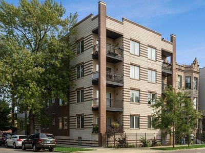 1225 N California Ave APT 3B, Chicago, IL, 60622