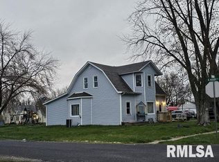 402 E Oakley St, Glasford, IL 61533