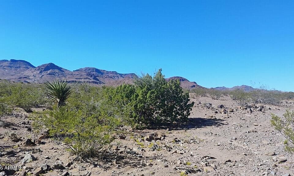 2nd image of 0 N Blaisdell Road #8