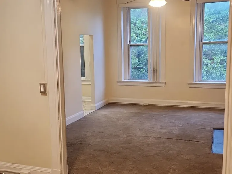 2106 Saint Paul St #2F — Photo 19