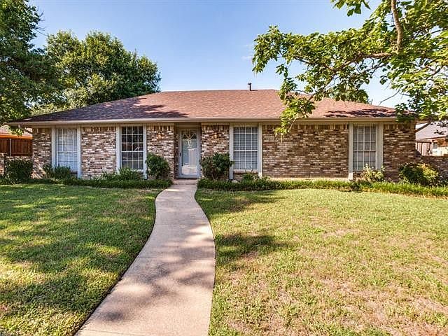 1st image of 2521 Eucalyptus Dr