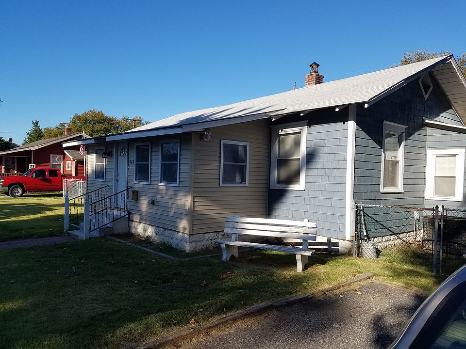 Exterior Front from Driveway
