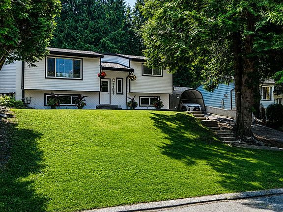 2nd image of 34898 Laburnum Ave