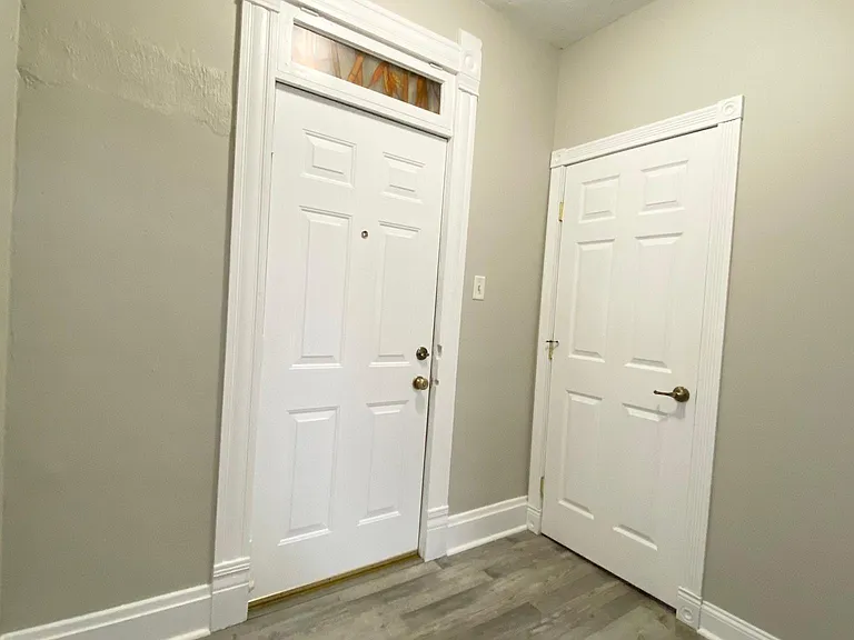 Entry way