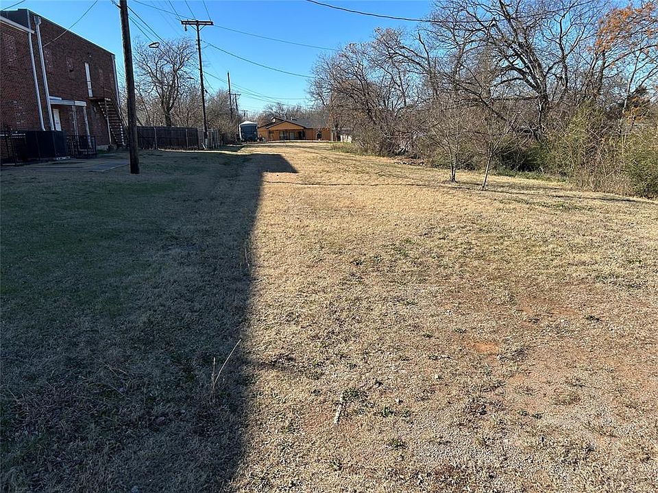 2nd image of 4113 N Indiana Ave