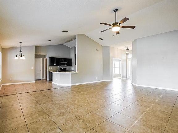 3rd image of 2091 Fawn Meadow Cir