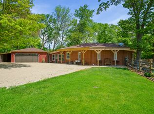 4444 E 1553rd Rd, Earlville, IL 60518